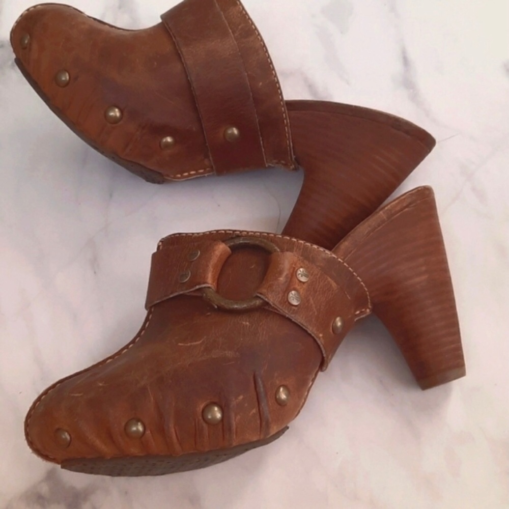 Frye weathered leather clogs